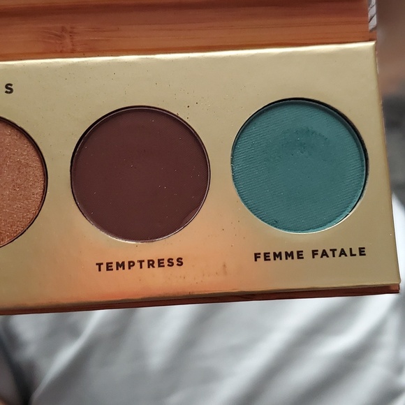 All new butter London pallets ♥️ - Picture 5 of 5